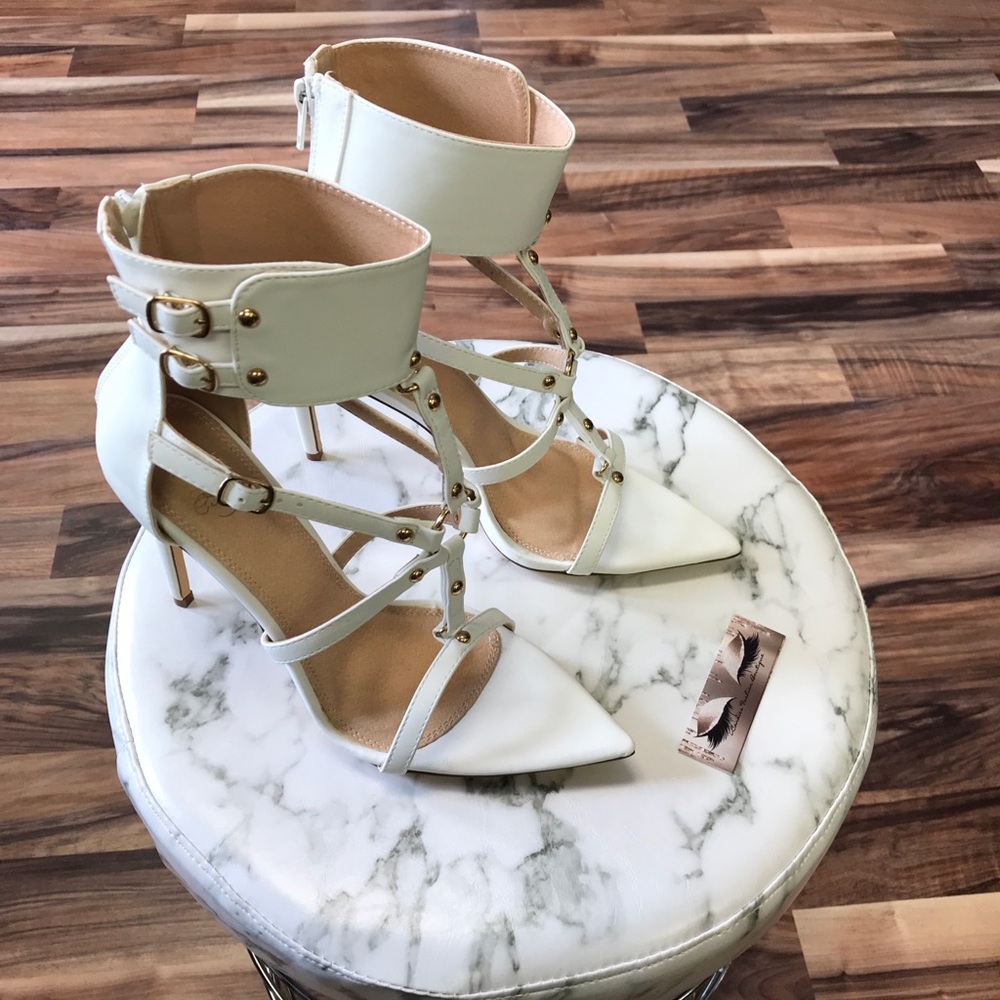 ‼️ White Ankle Strap Pointed Heels